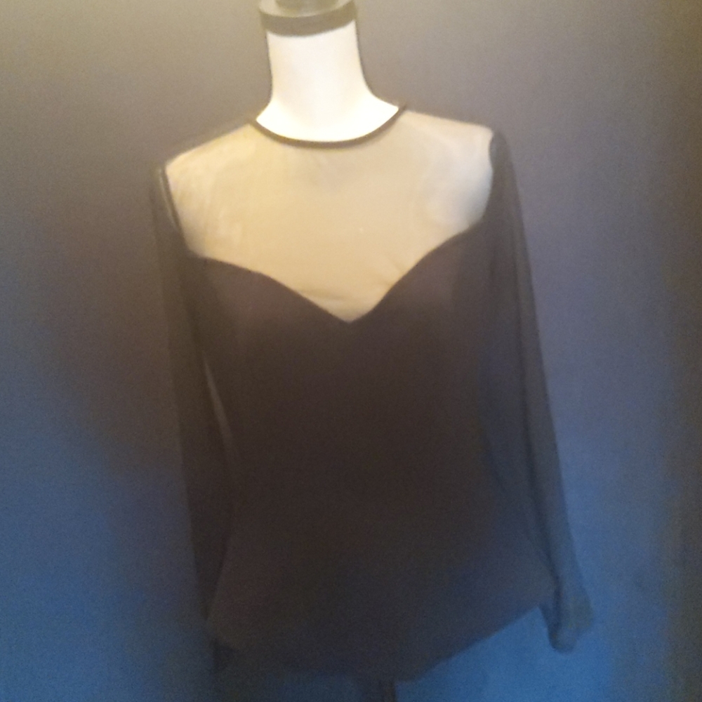 Bisou  Bisou Blouse - Picture 3 of 8